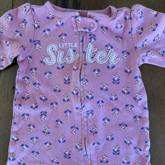 Carter’s Little Sister Pink Floral Baby Girl Footed One Piece Size 9M. - Picture 4 of 4